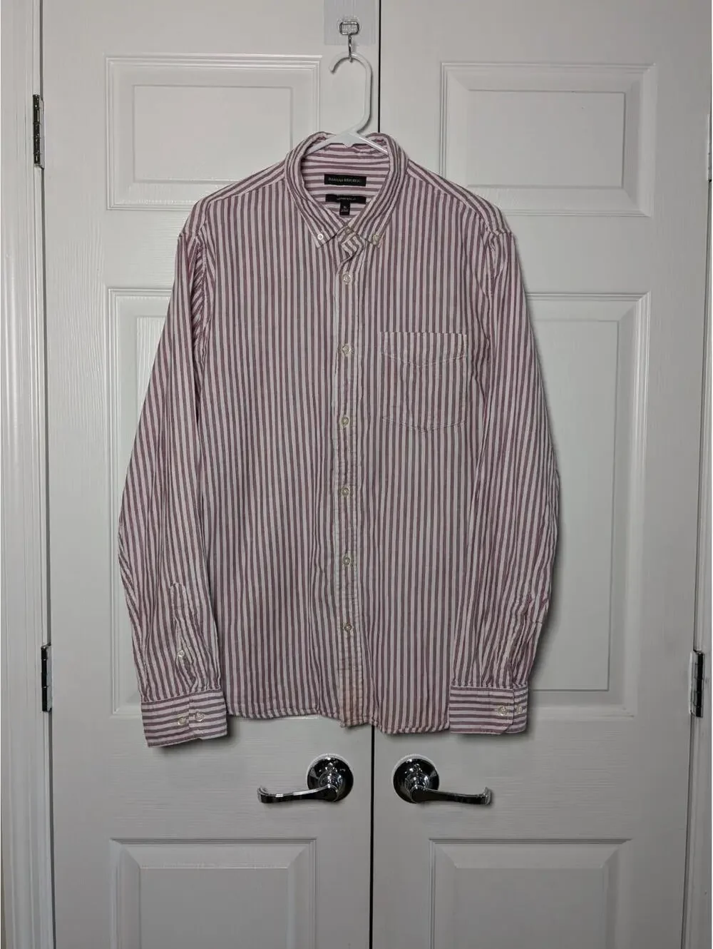 Banana Republic Men's Untucked Slim Fit Button Down Shirt Pink White Stripe XL